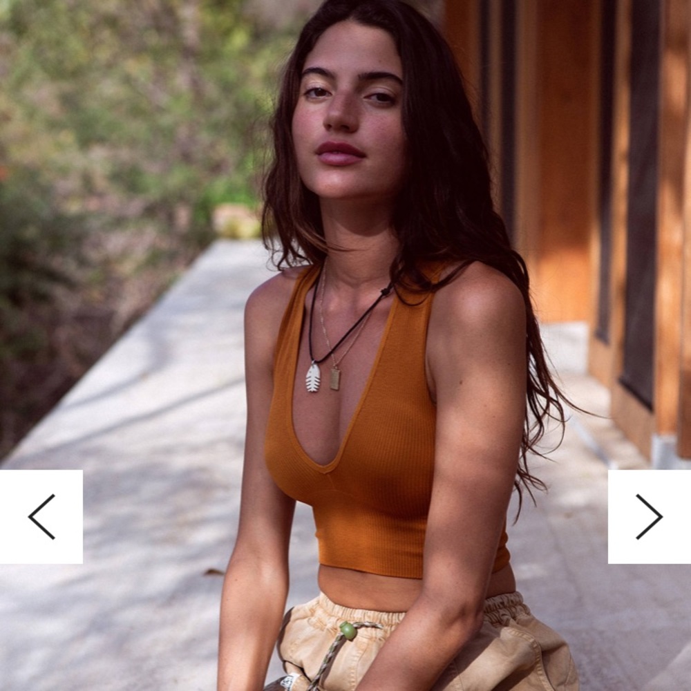 Seamless Plunging Bra Top